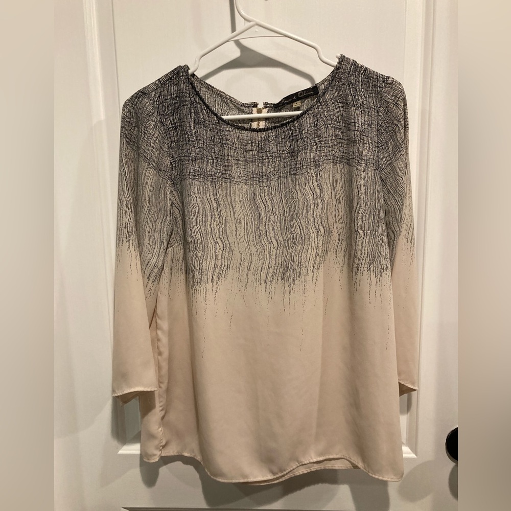 Ombré cream and black blouse
